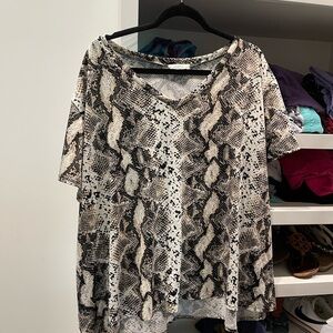 Black and White Boxy Snakeskin T-Shirt